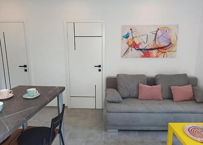 Grannyanny 아파트 *